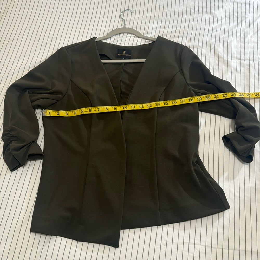 Worthington 3/4 sleeve blazer